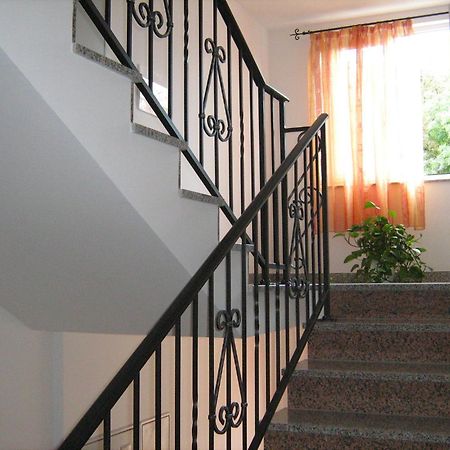 Apartments Bogovic Malinska Extérieur photo