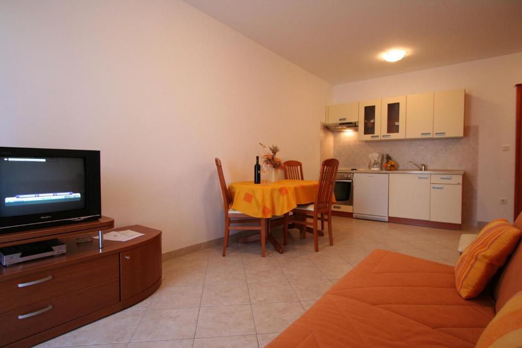 Apartments Bogovic Malinska Chambre photo