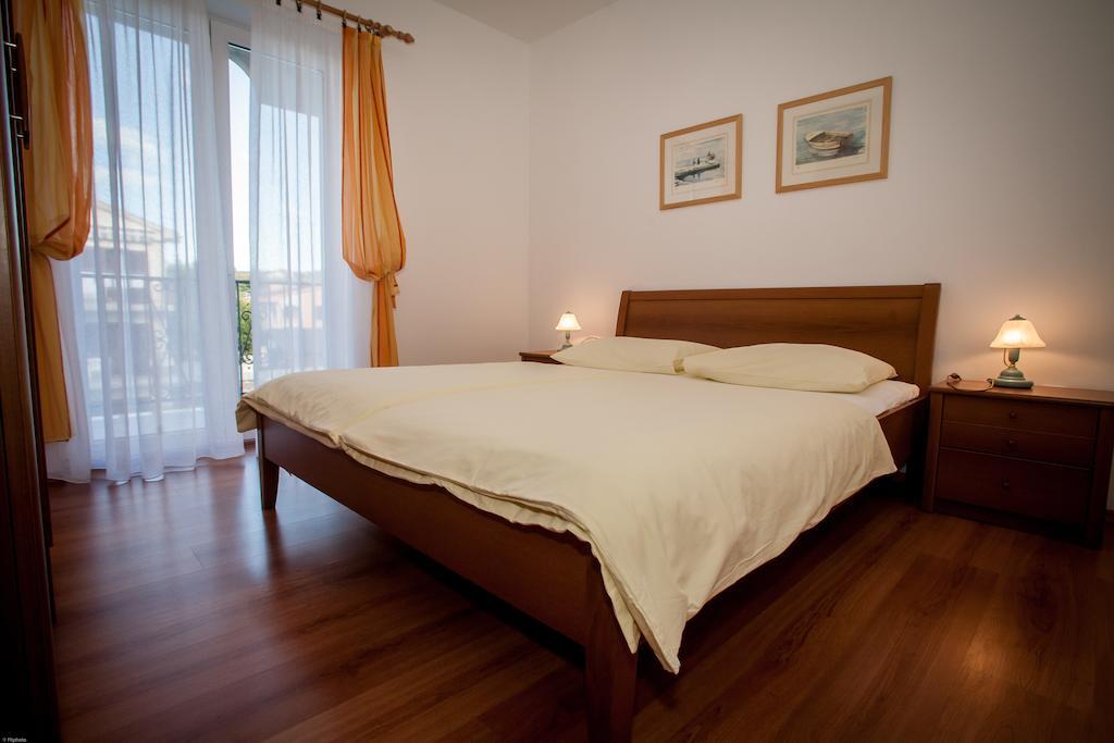 Apartments Bogovic Malinska Extérieur photo